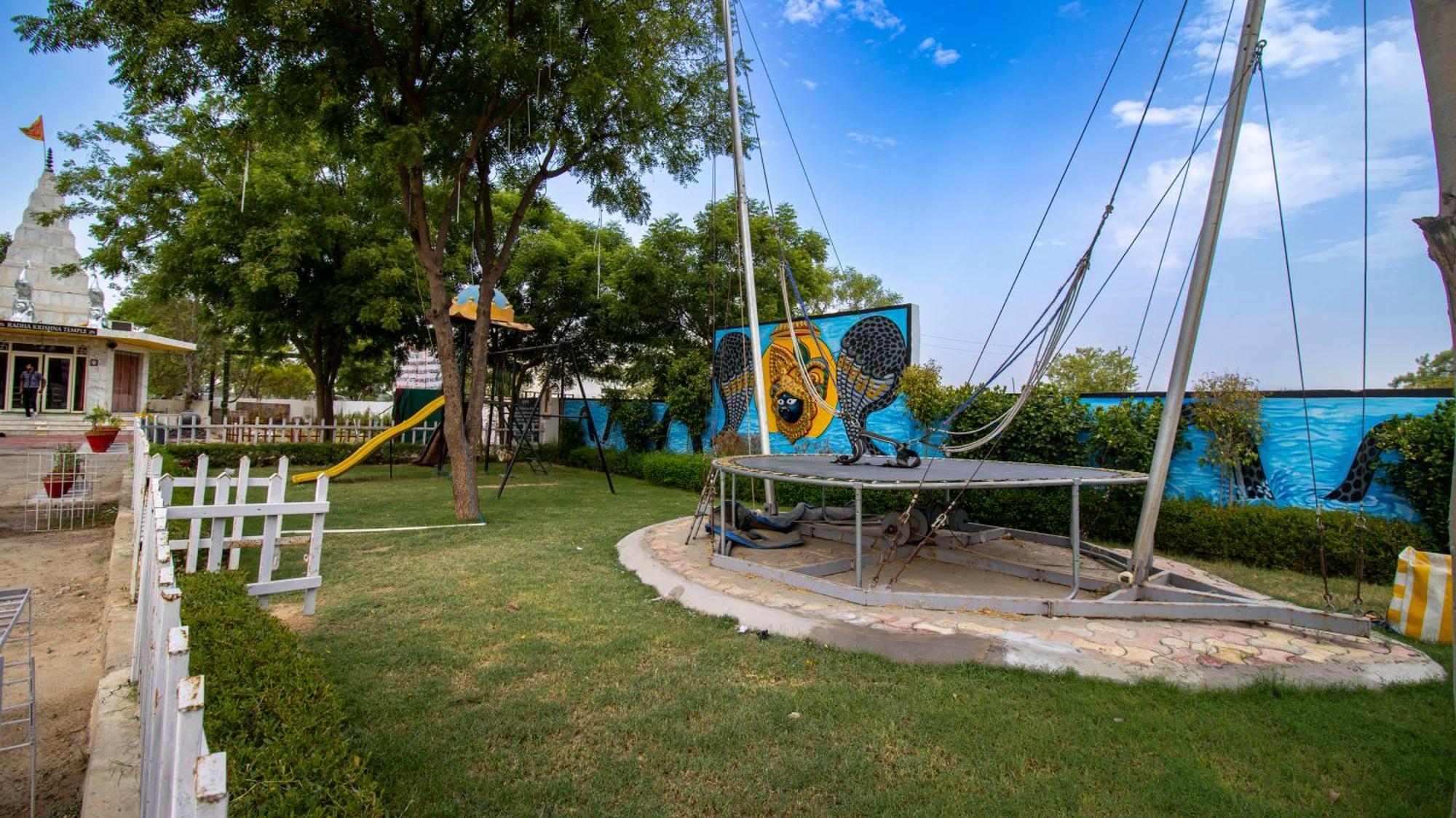 Elegance Resort Vrindāvan Exterior foto