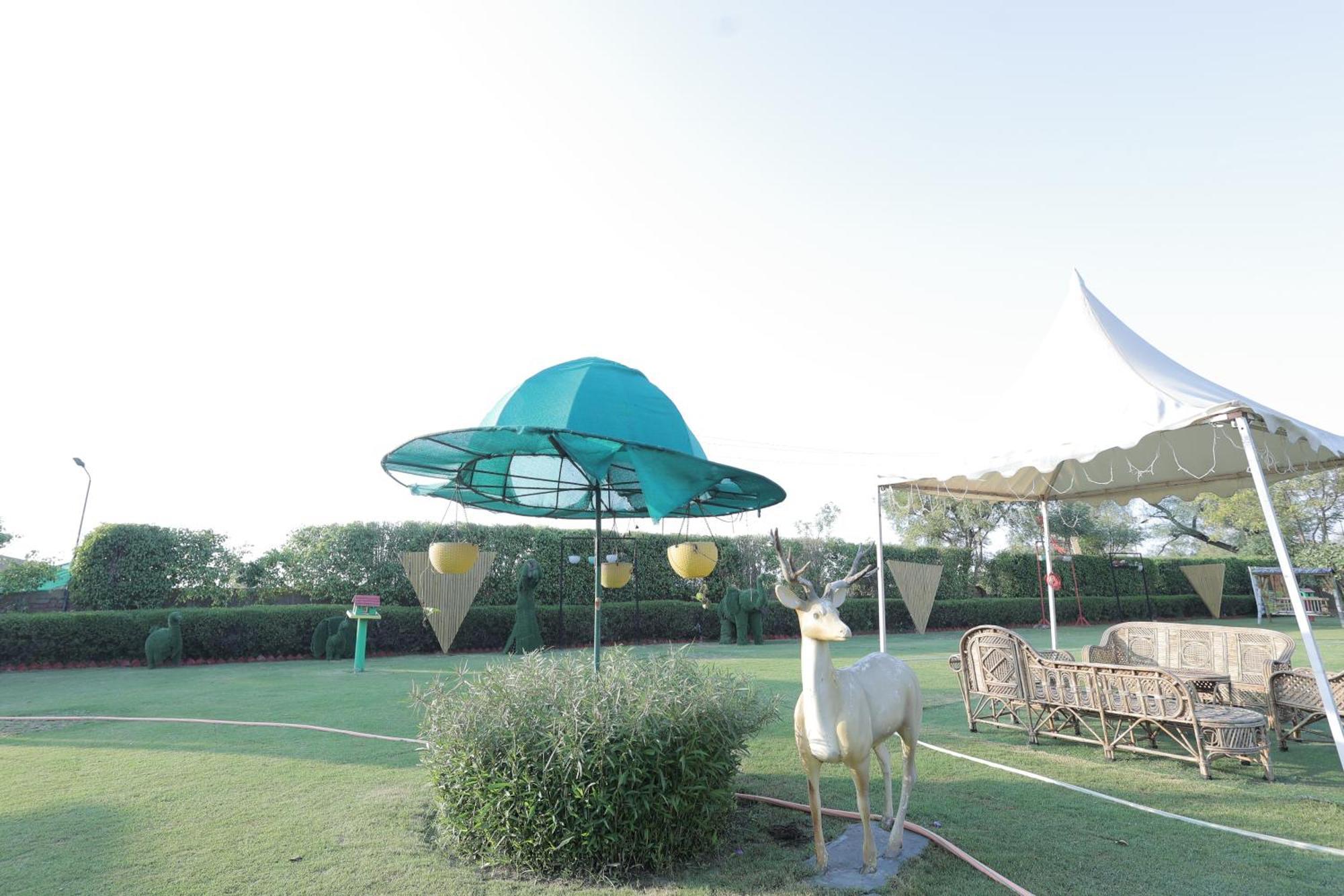 Elegance Resort Vrindāvan Exterior foto
